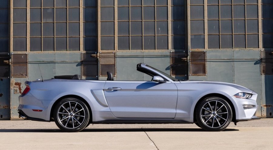 2022-Ford-Mustang-Convertible-Coastal-Limited-Edition-Top-Down-Exterior-010-side.jpg