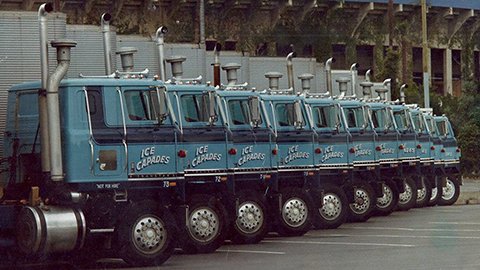 Ice Capades_Trucks_1977_480.jpg