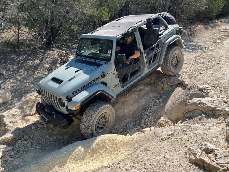 OffRoading.thumb.jpg.6876bfcc815806b2f0c9e0bbc96389a9.jpg