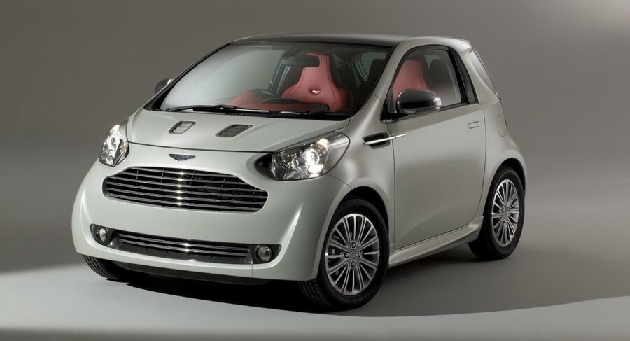 f2686502-aston-martin-cygnet-1.jpg
