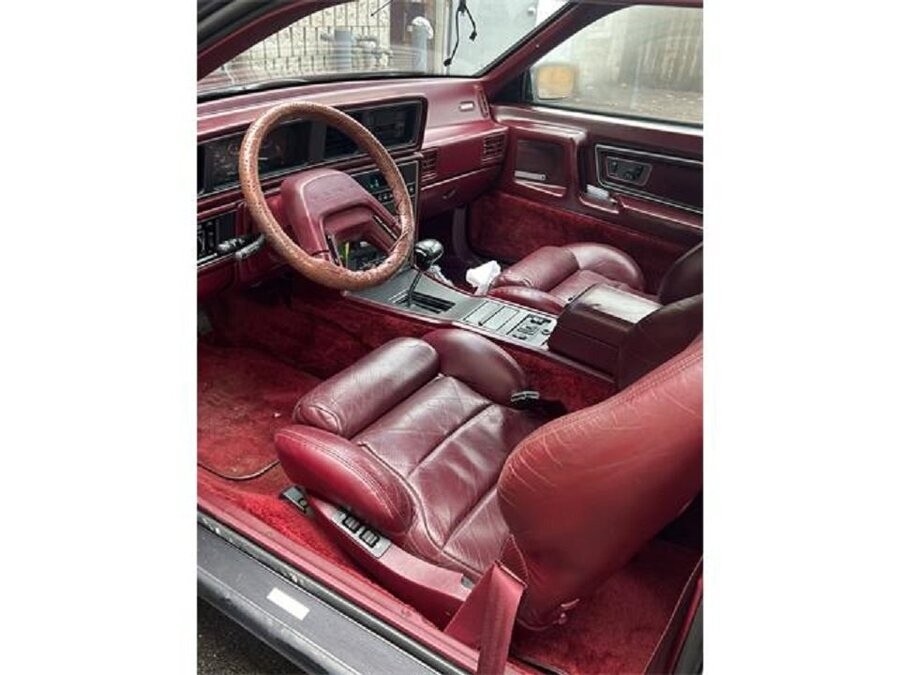 Interior-1989-lincoln-mark-vii-thumb.jpg